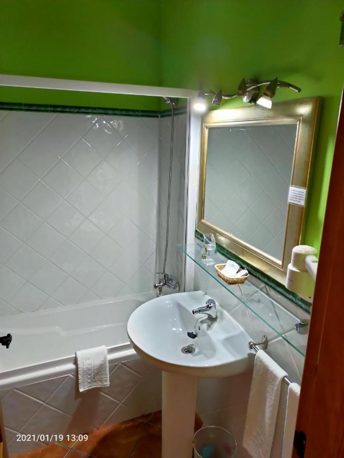 Hotel Rural Real De Laroles Nevada Bike And Treeking 외부 사진